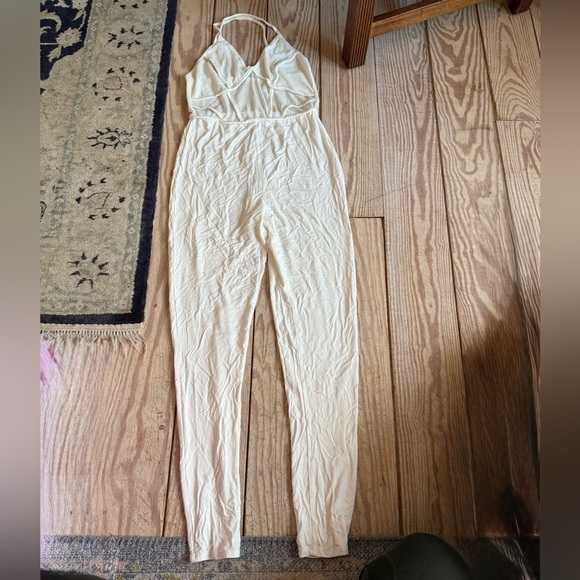Fashion Nova Pants - Fashion nova Elegant Cream Jumpsuit best for size small/medium